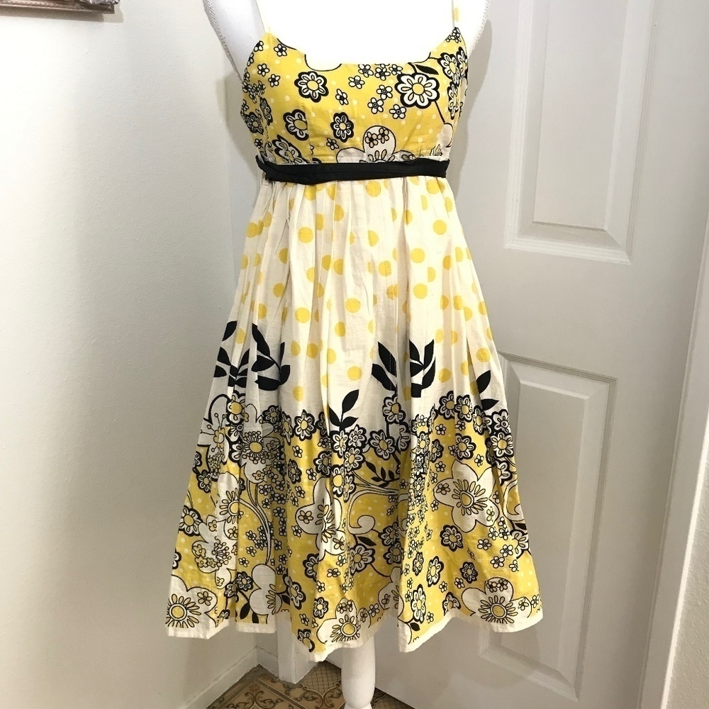 Daisy Shoppe Floral/ Polka Dot Print Dress Sz Med